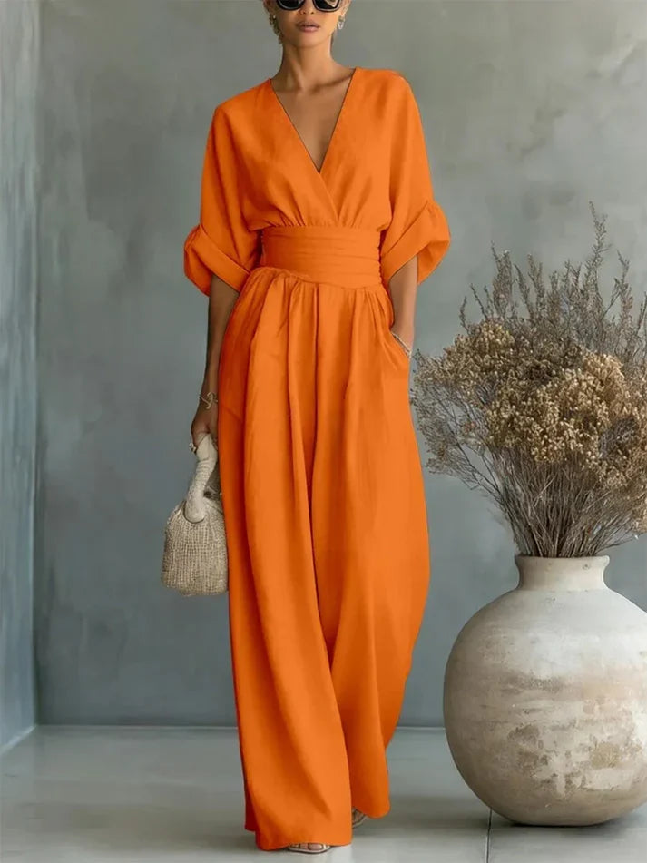 LUMIÈRE Jumpsuit – Elegant, Figur schmeichelnd