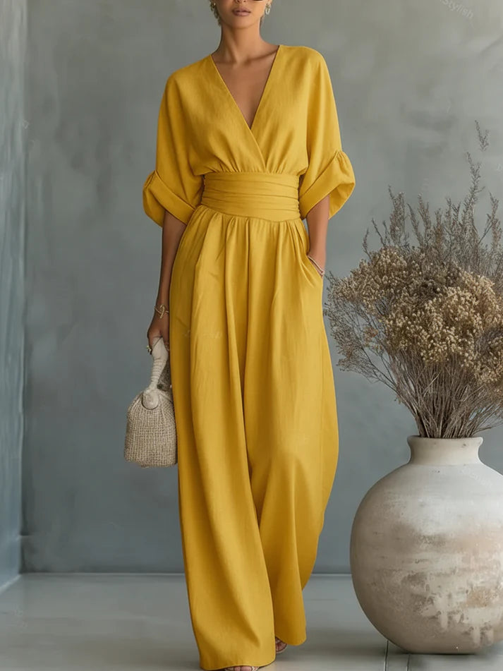 LUMIÈRE Jumpsuit – Elegant, Figur schmeichelnd