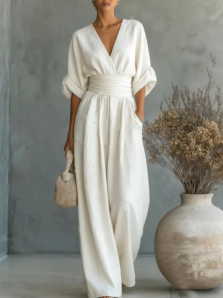 LUMIÈRE Jumpsuit – Elegant, Figur schmeichelnd