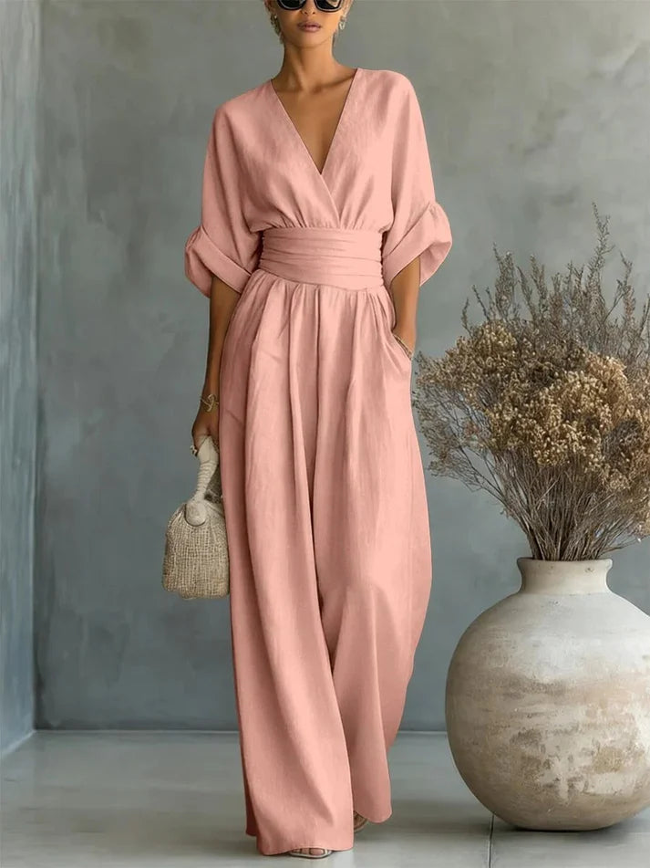 LUMIÈRE Jumpsuit – Elegant, Figur schmeichelnd