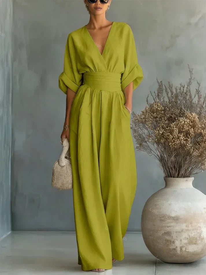 LUMIÈRE Jumpsuit – Elegant, Figur schmeichelnd
